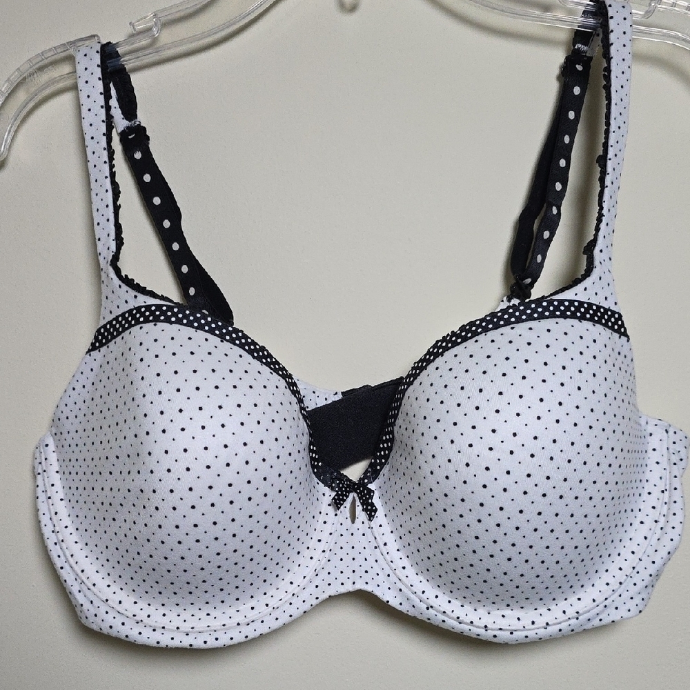Victoria's Secret Body By Victoria Demi Bra. 36D. NWOT - Picture 1 of 6